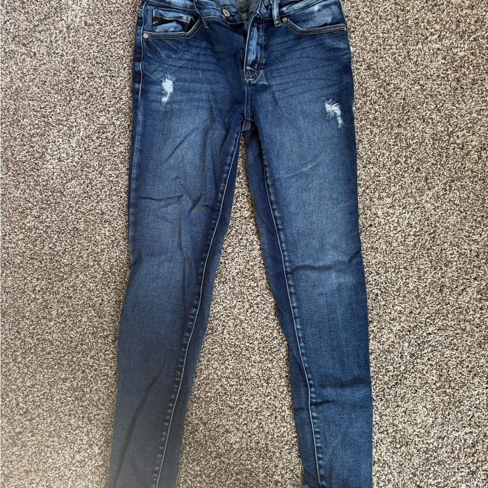 KanCan Women’s Blue Skinny Jeans with Light Distressing Size 5/26